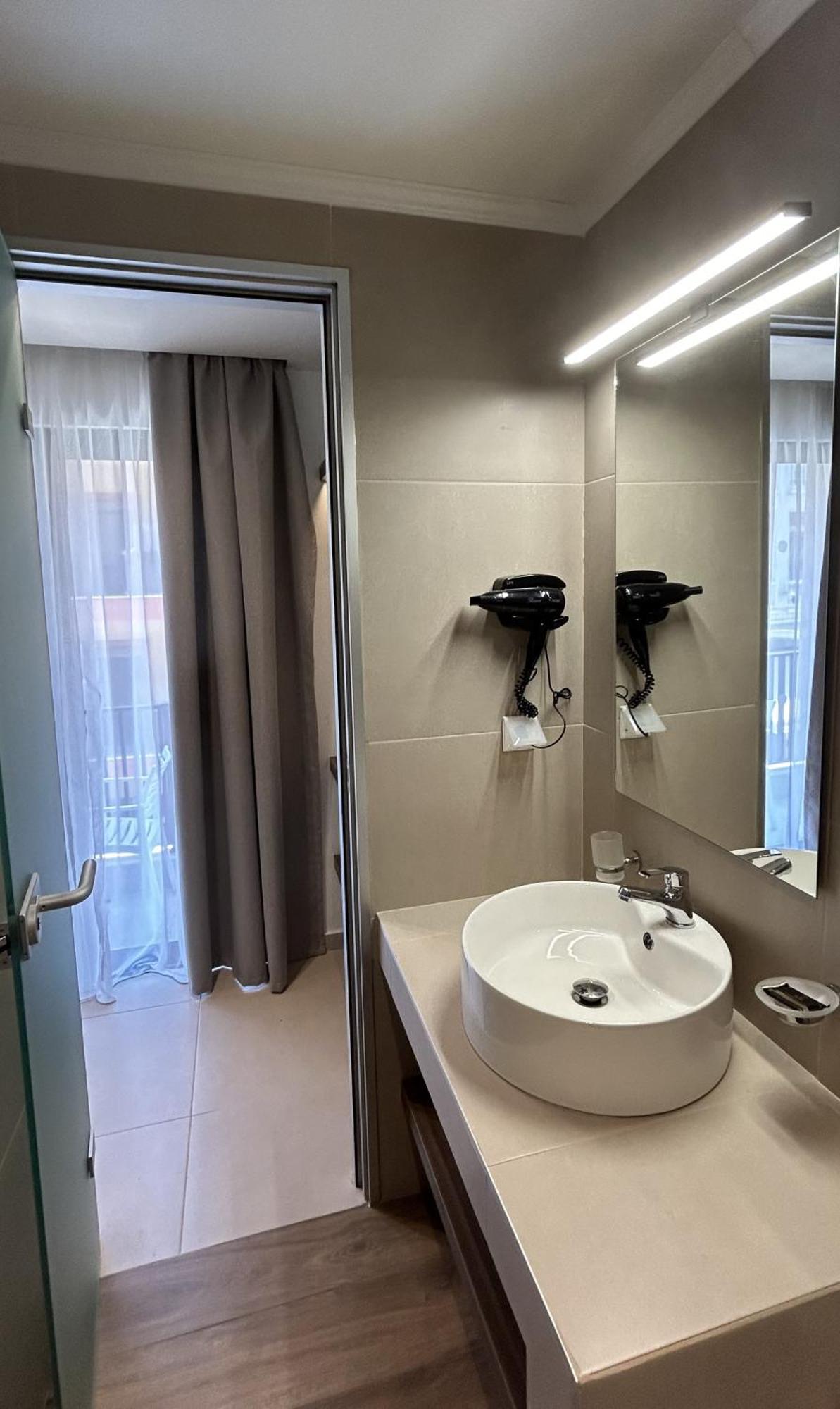Elite Centre Hotel Rhodes City Ngoại thất bức ảnh
